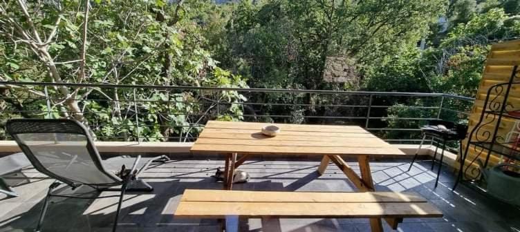 Maison d'architecte au cœur des montagnes Feliceto Extérieur photo